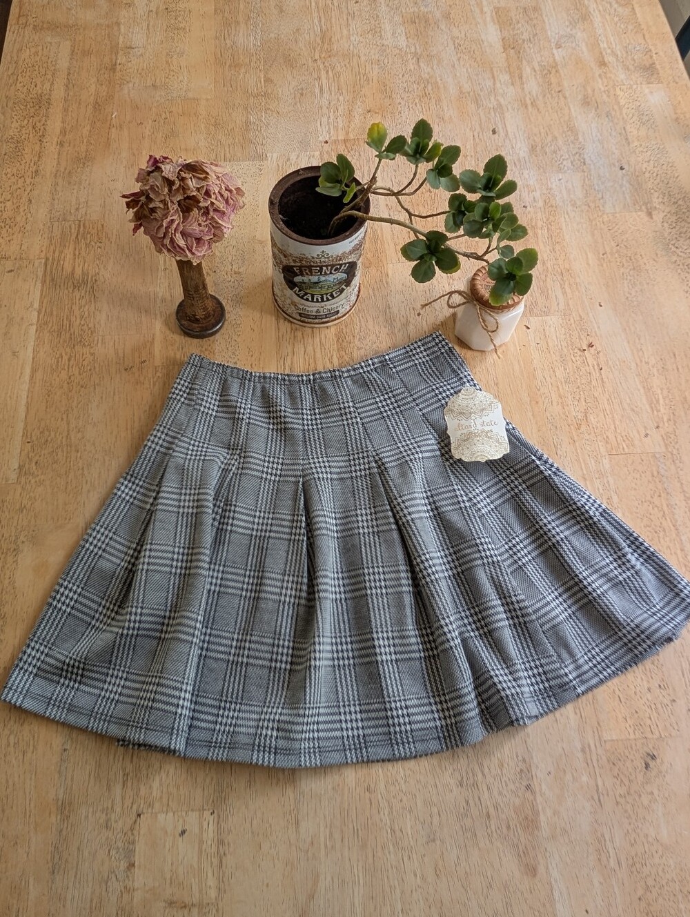 NWT Altar'd State Gray Black Plaid Pleated Skirt - Classic A-Line Elastic Waist
